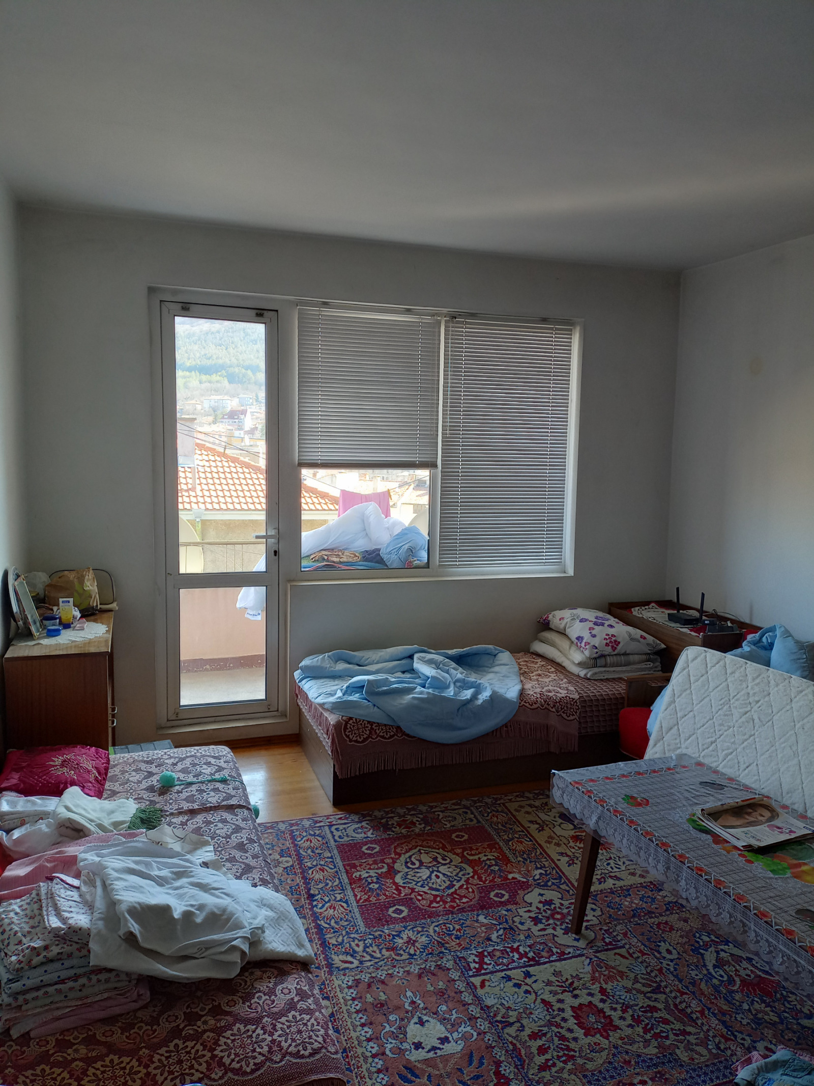 Продава МНОГОСТАЕН, гр. Шумен, Център, снимка 2 - Апартаменти - 53988015