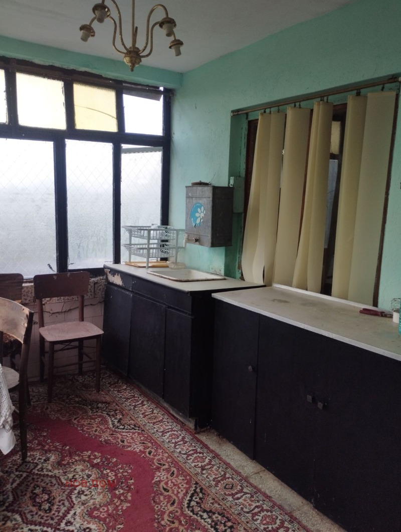 Продава  Вила град Враца , Студентски град , 40 кв.м | 83584082 - изображение [2]