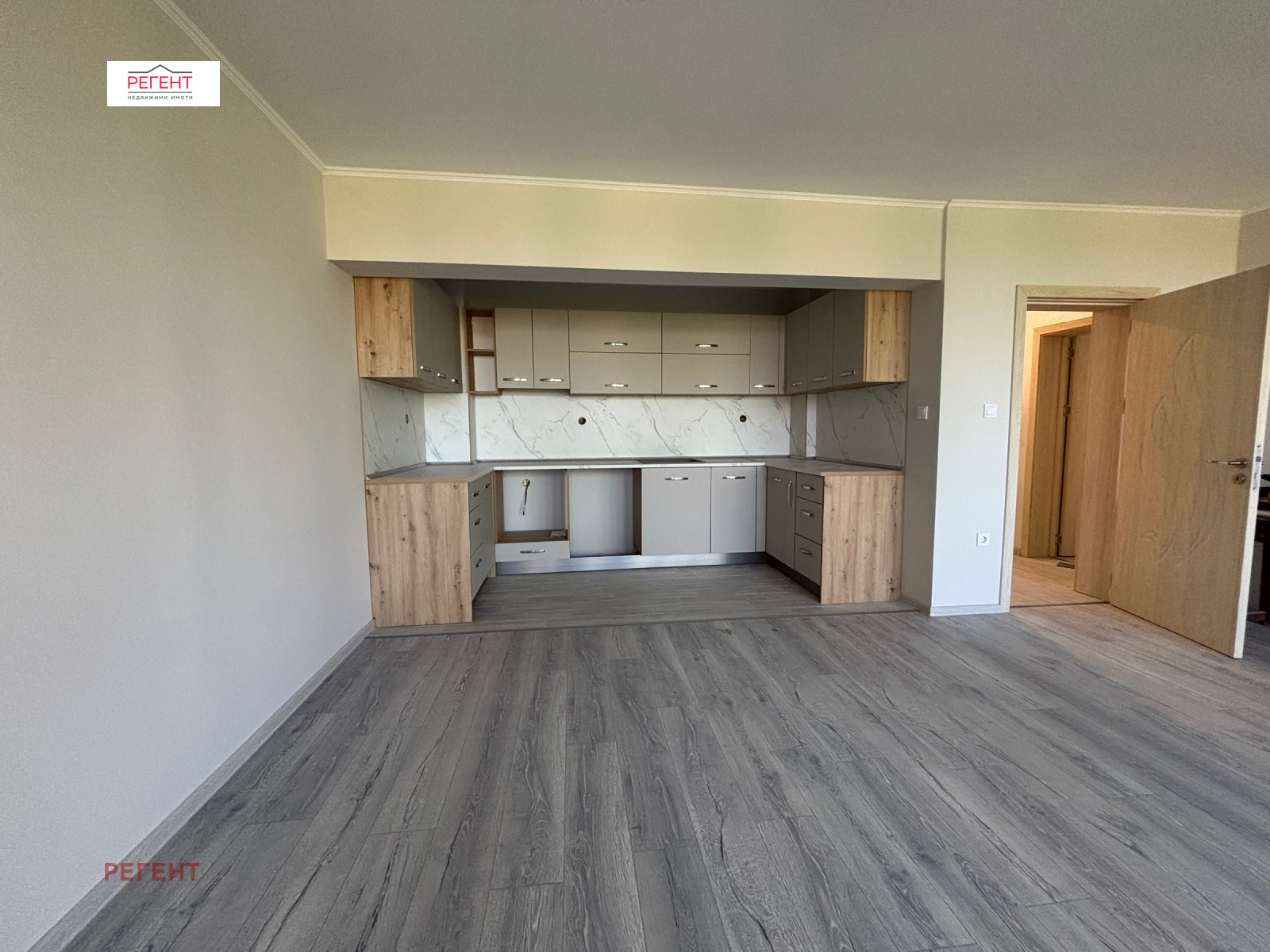 Продава 3-СТАЕН, гр. Габрово, Младост, снимка 2 - Апартаменти - 54356145