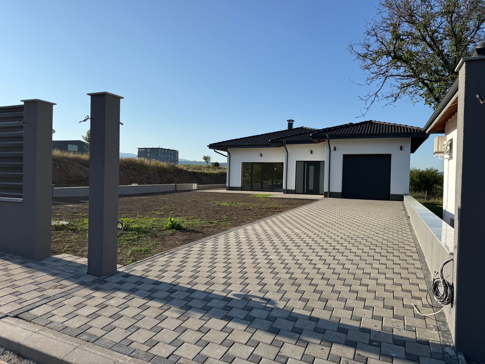 Продава КЪЩА, гр. Перник, Църква, снимка 14 - Къщи - 51305572