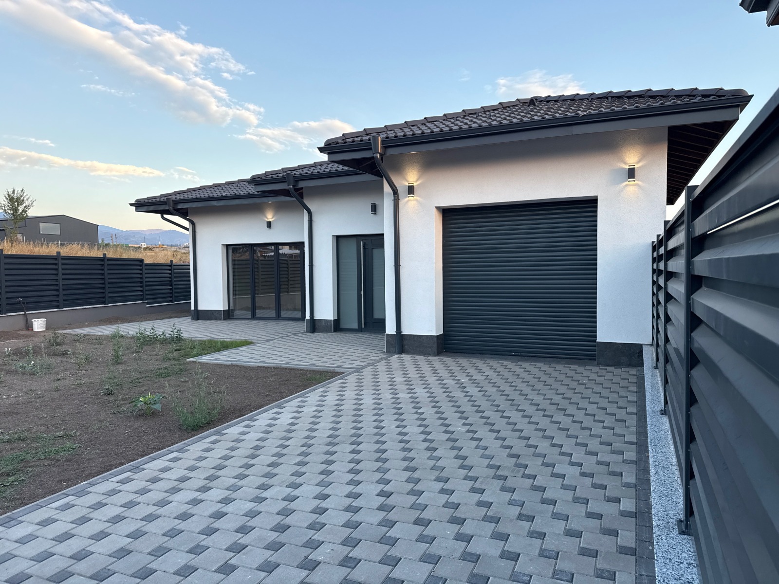 Продава КЪЩА, гр. Перник, Църква, снимка 4 - Къщи - 51305572