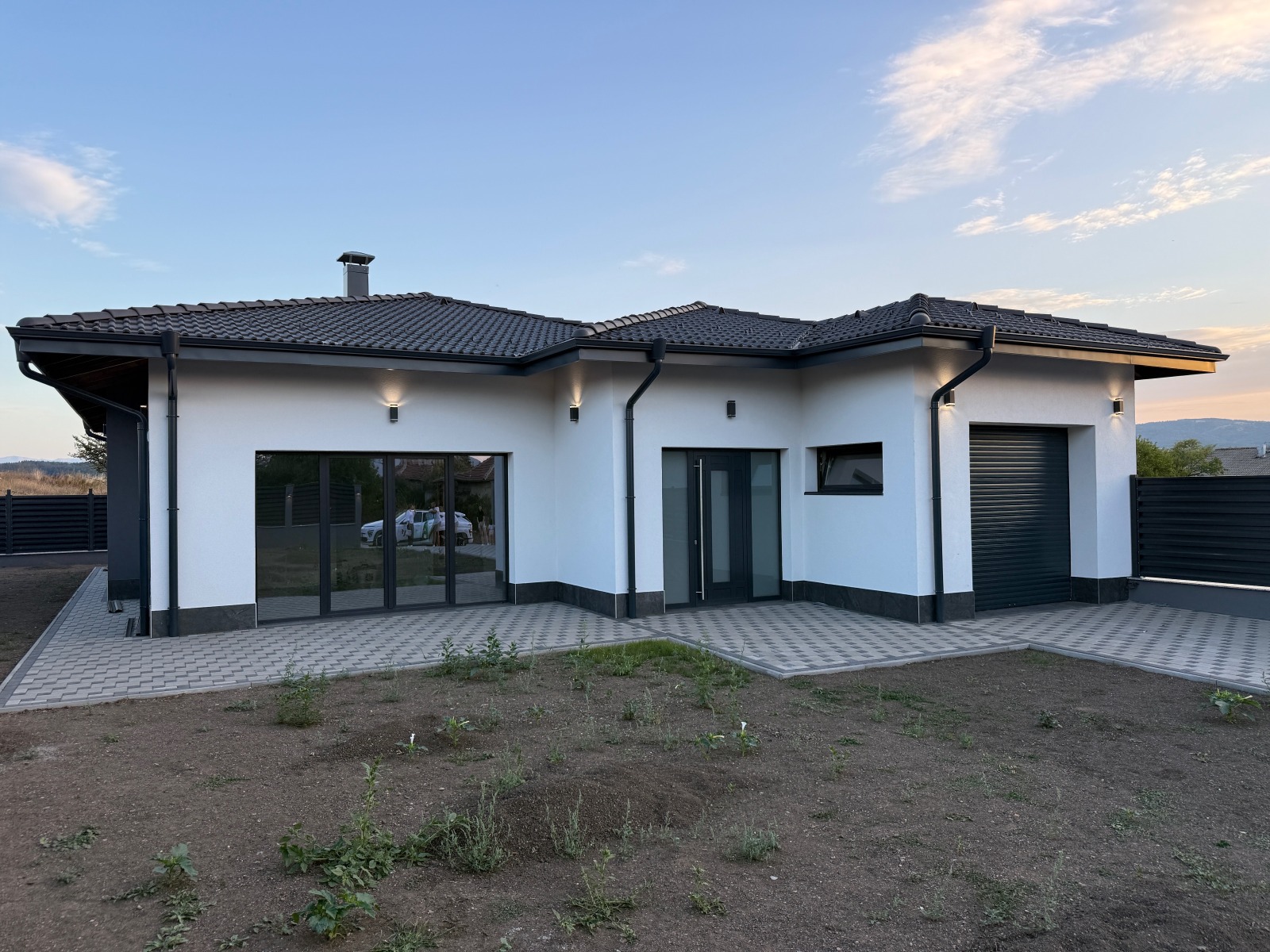Продава КЪЩА, гр. Перник, Църква