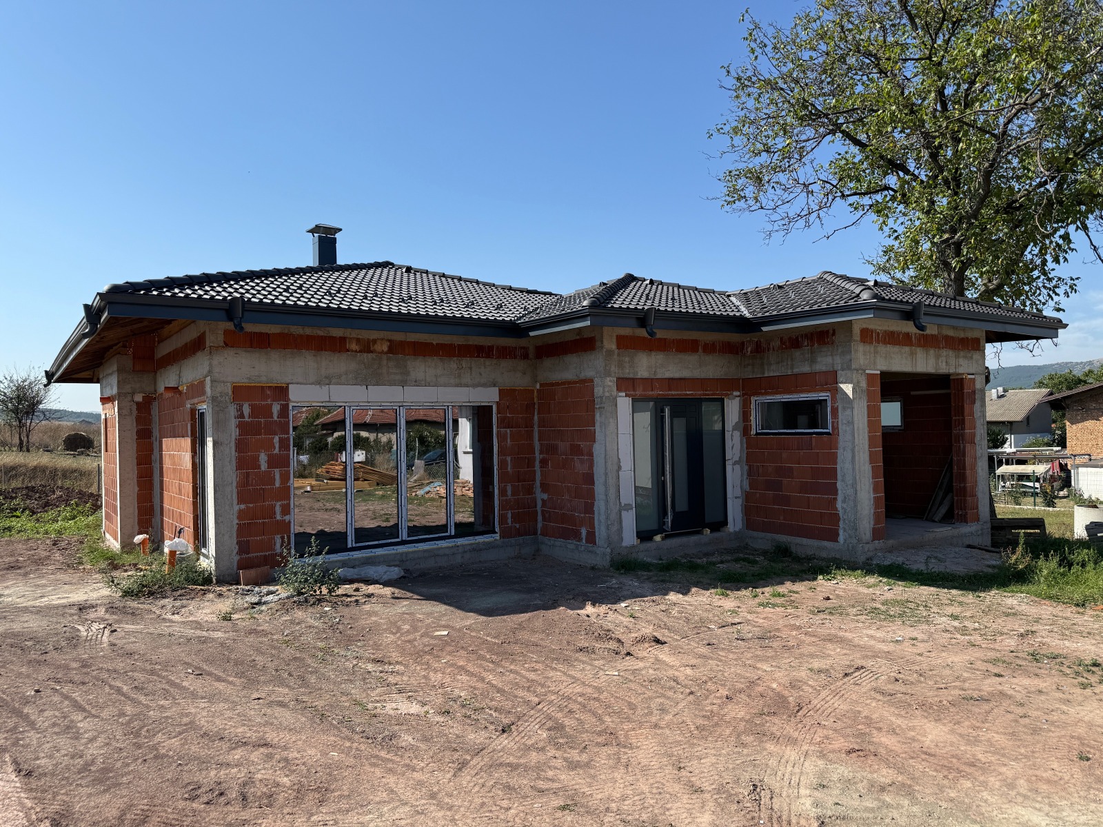 Продава КЪЩА, гр. Перник, Църква, снимка 2 - Къщи - 51305572