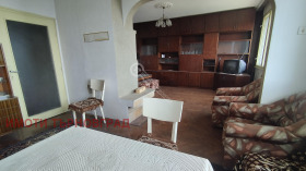 2 camere da letto Akatsiia, Veliko Tarnovo