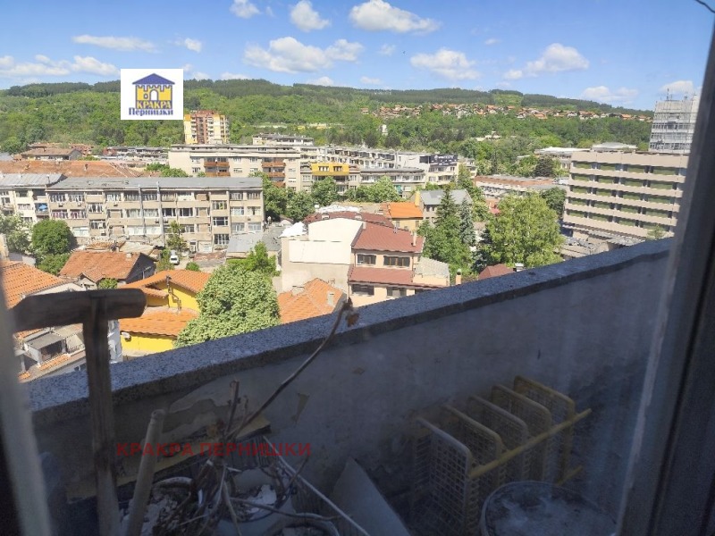 Til salg  1 soveværelse Pernik , Tsentar , 60 kvm | 75149367 - billede [2]