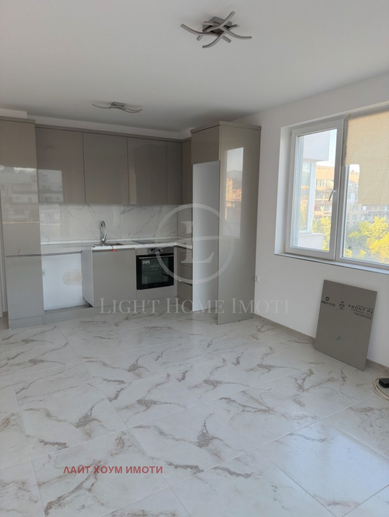 Zu verkaufen  1 Schlafzimmer Plowdiw , Kjutschuk Parisch , 68 qm | 18405624