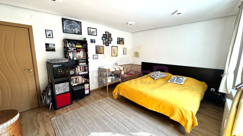 Na prodej  2 ložnice Sofia , Krasno selo , 105 m2 | 29583110 - obraz [3]
