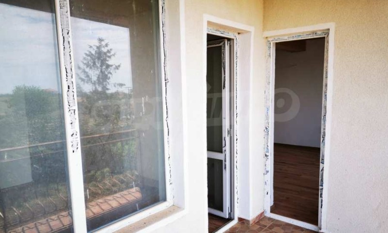 Продава КЪЩА, с. Божурец, област Добрич, снимка 15 - Къщи - 52477625