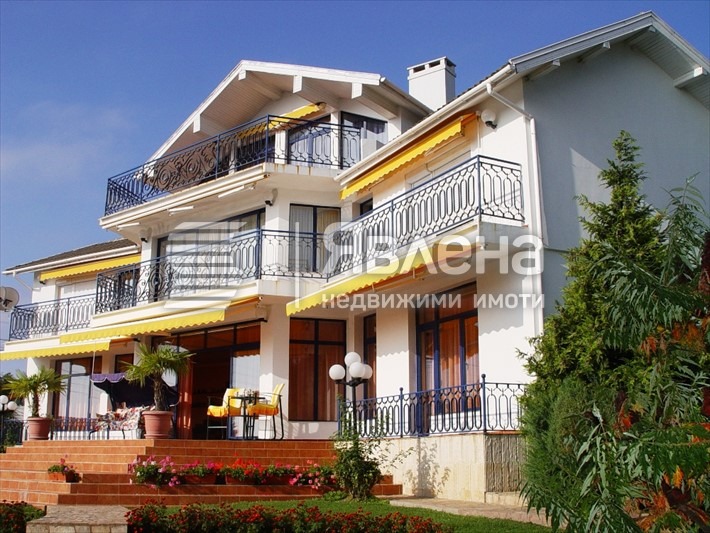 Продава КЪЩА, с. Варвара, област Бургас, снимка 2 - Къщи - 53566917