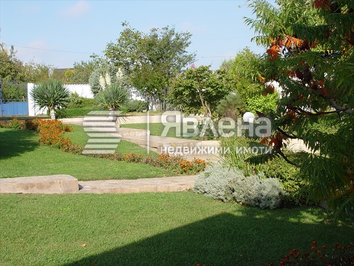 Продава КЪЩА, с. Варвара, област Бургас, снимка 3 - Къщи - 53566917