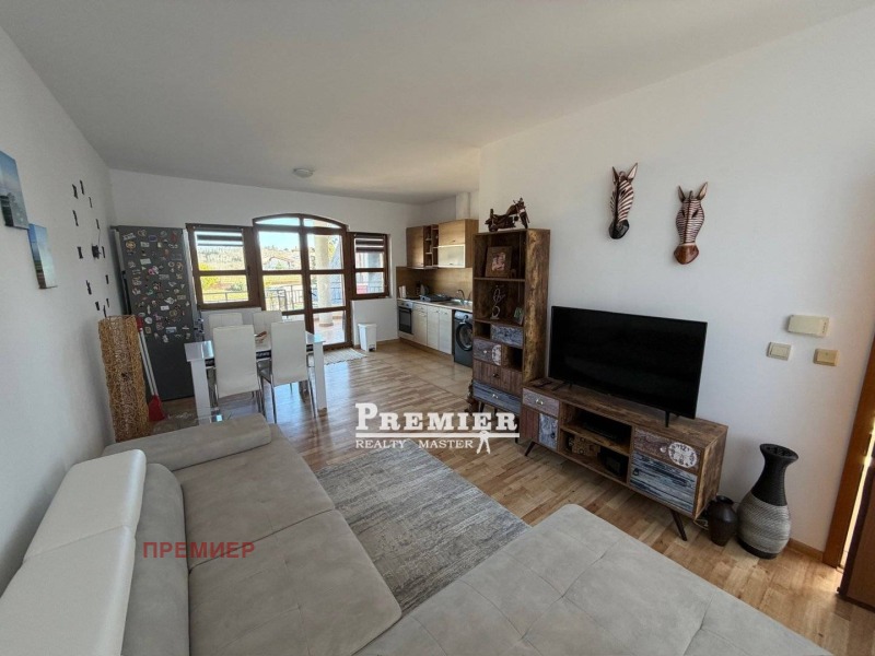 Продава 3-СТАЕН в област Бургас, с. Кошарица - 96 кв.м / 84 500 € » 165 267.64 лв., ПРЕМИЕР