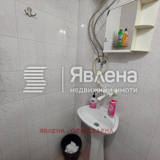 Продава 1-СТАЕН, гр. Варна, Център, снимка 5 - Aпартаменти - 48647358