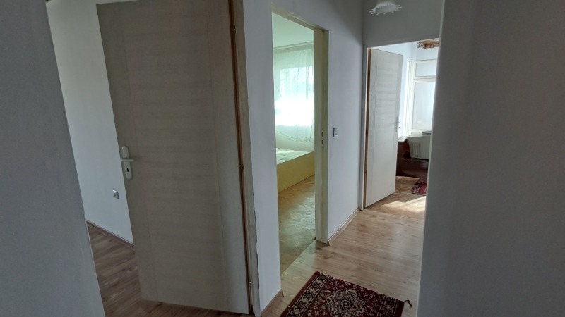 Zu verkaufen  3+ Schlafzimmer Schumen , Bolnizata , 107 qm | 65261734 - Bild [6]