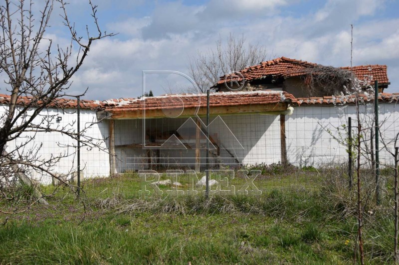 Продава  Къща област Пловдив , с. Церетелево , 360 кв.м | 42919673 - изображение [6]