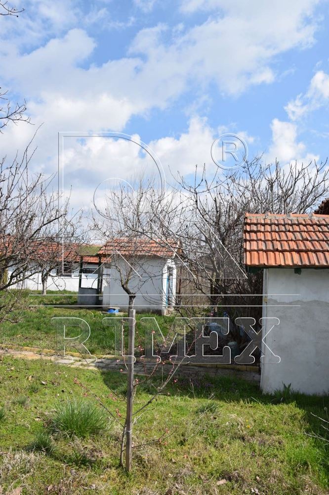 Продава КЪЩА, с. Церетелево, област Пловдив, снимка 15 - Къщи - 45278134