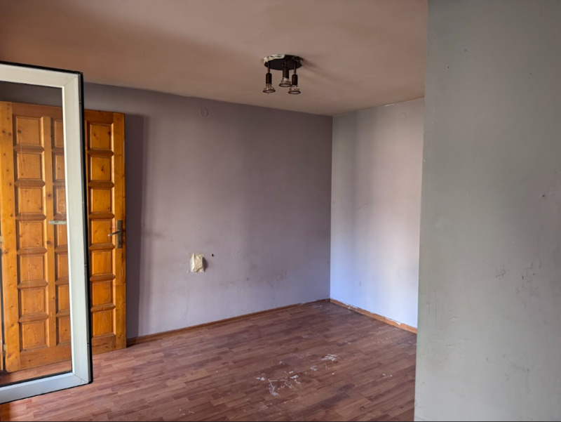 Til salg  Hus Ruse , Rodina 4 , 74 kvm | 52237038 - billede [3]
