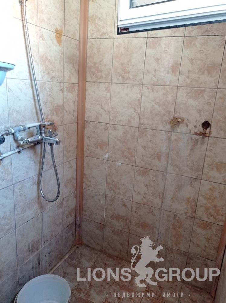 Продава КЪЩА, гр. Провадия, област Варна, снимка 16 - Къщи - 54787637