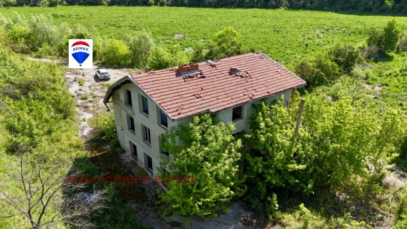 Na prodej  Spiknutí oblast Ruse , Basarbovo , 6249 m2 | 70762106 - obraz [5]