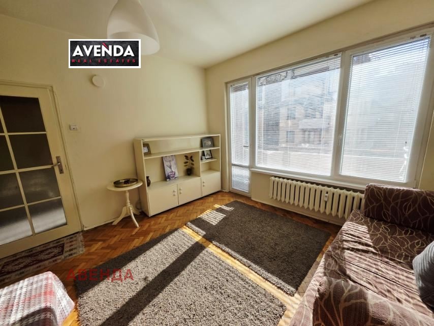 Продава 1-СТАЕН, гр. София, Оборище, снимка 3 - Апартаменти - 53767891