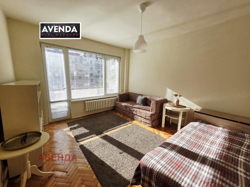 Продава 1-СТАЕН, гр. София, Оборище