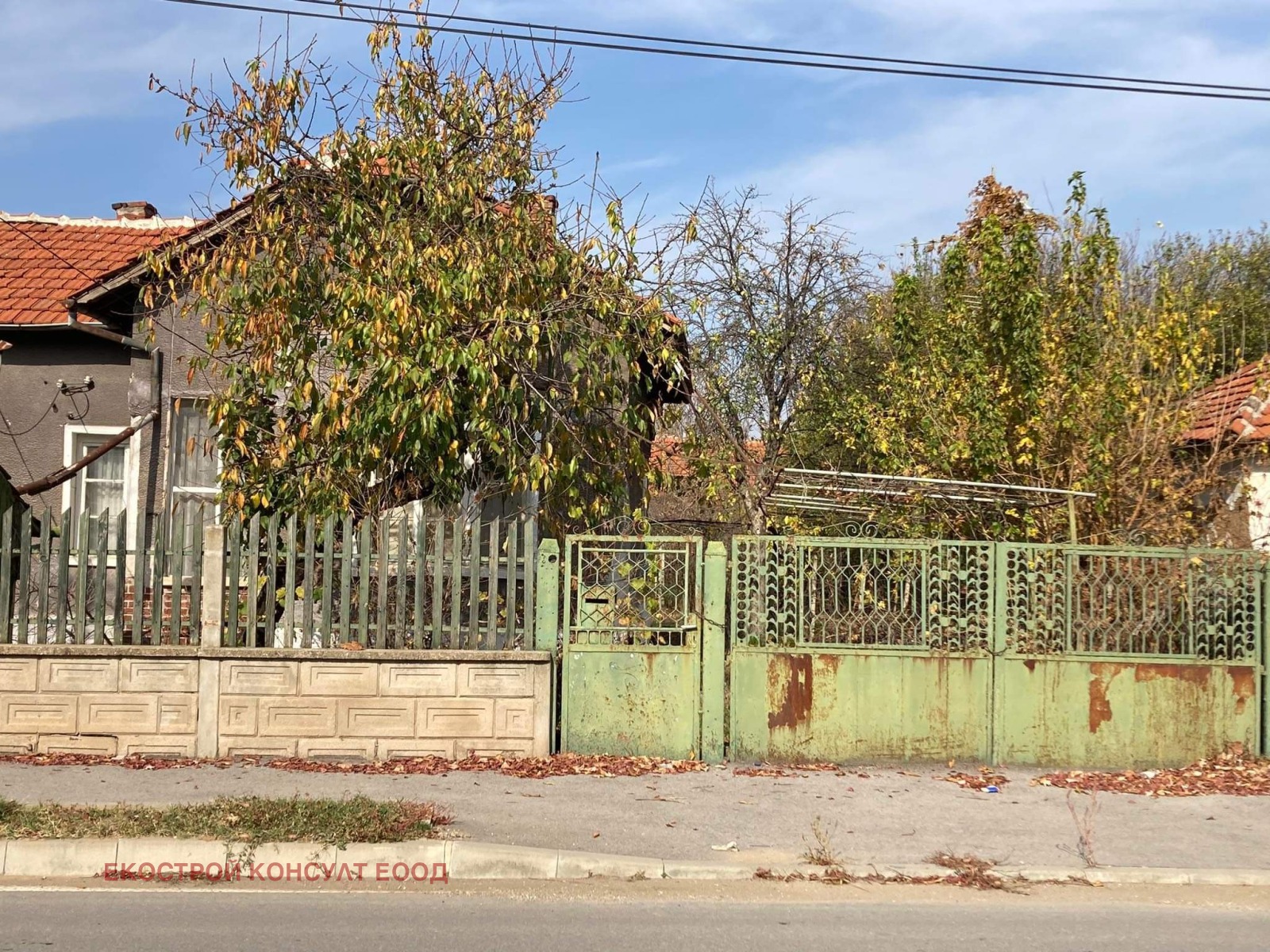 Продава КЪЩА в област Монтана, с. Якимово - 100 кв.м / 8000 лв. :: imot ...