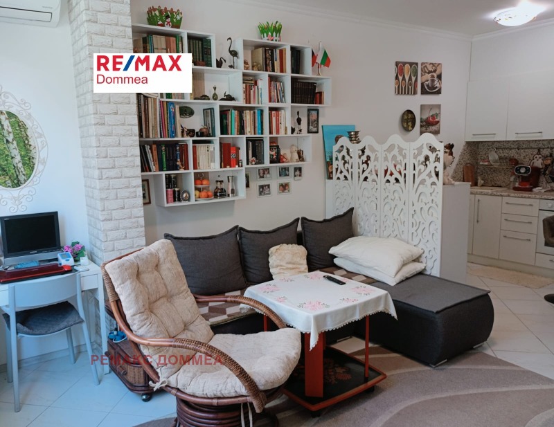 Продава  1-стаен град Варна , Бриз , 39 кв.м | 86252240 - изображение [10]