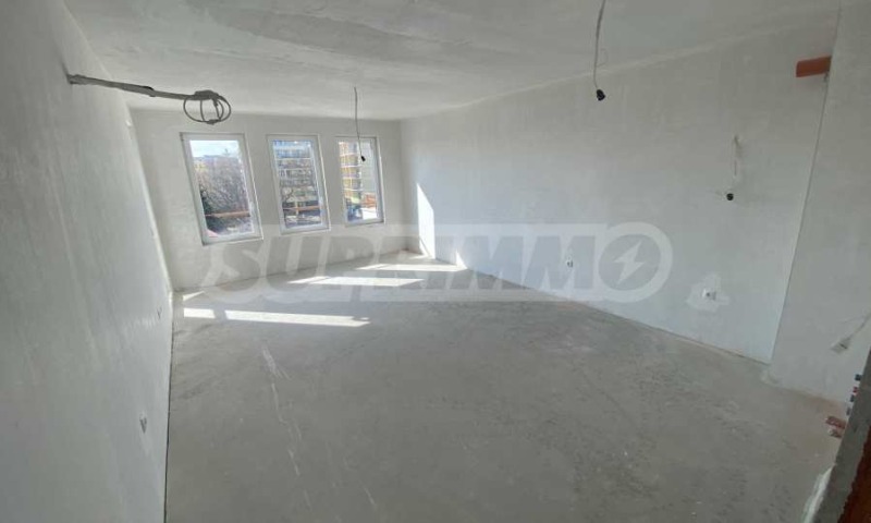 Продава  2-стаен град Варна , к.к. Св.Св. Константин и Елена , 68 кв.м | 21502255 - изображение [4]