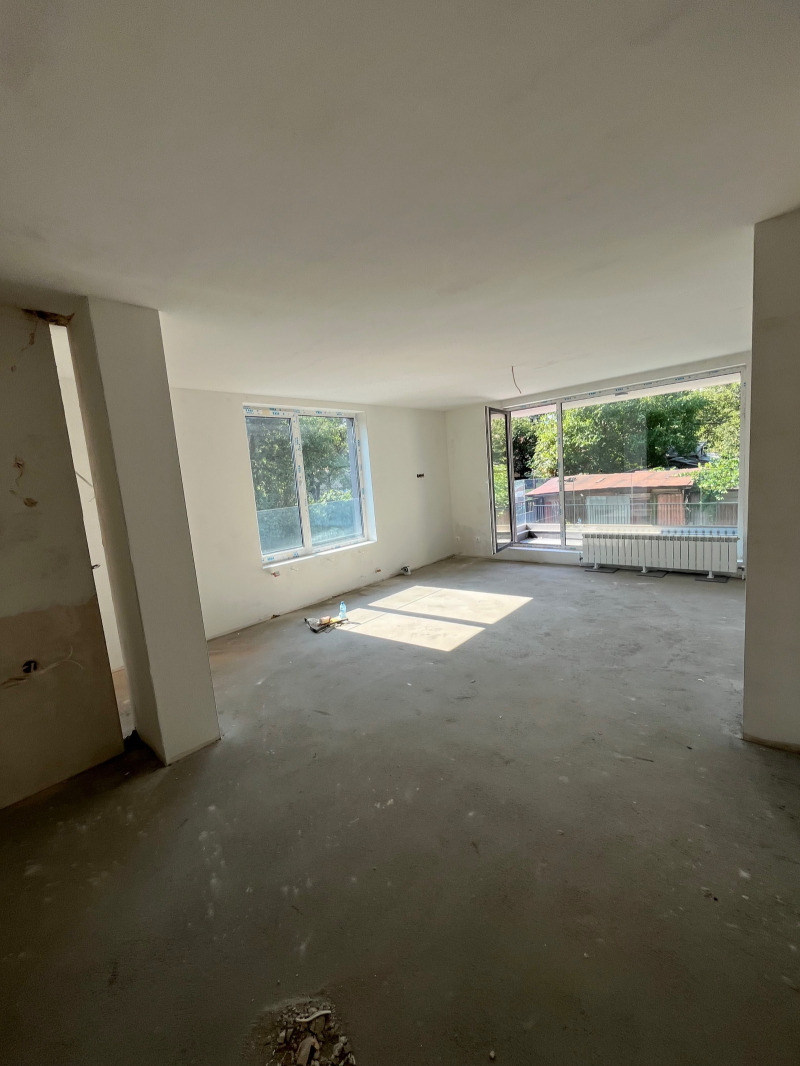 Te koop  2 slaapkamers Sofia , Manastirski livadi , 120 m² | 21960501