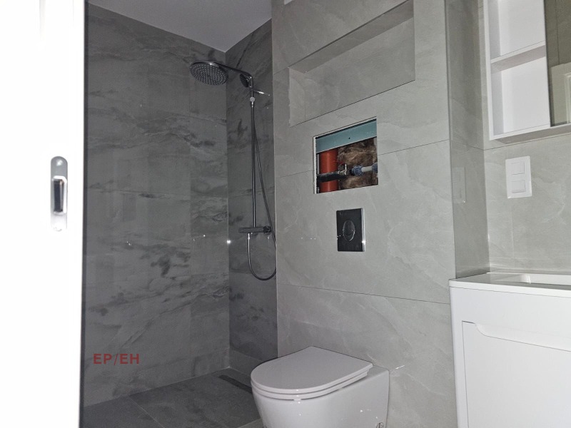 Продава 3-СТАЕН, гр. Шумен, Тракия, снимка 9 - Aпартаменти - 48303860