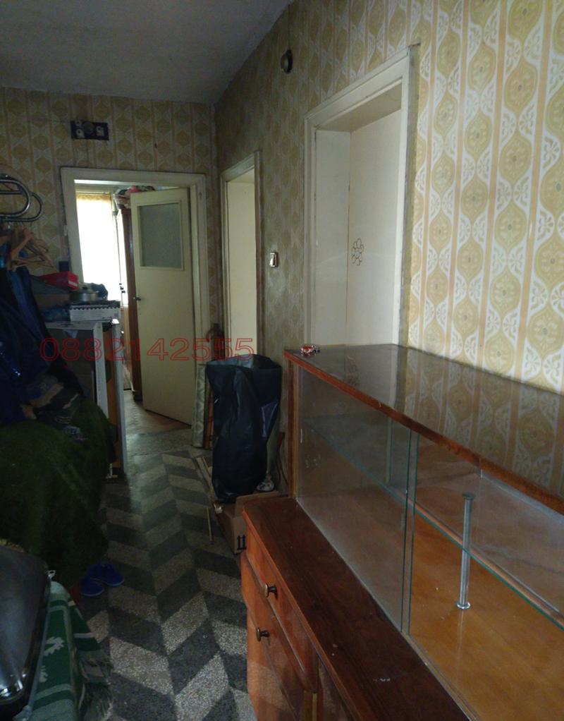 Продава ЕТАЖ ОТ КЪЩА, гр. Кърджали, Център, снимка 8 - Етаж от къща - 52783896