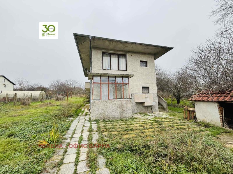 Продава КЪЩА, с. Равна гора, област Варна