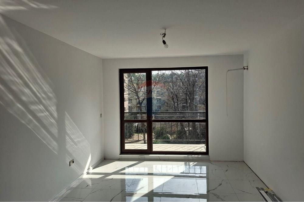 Продава 2-СТАЕН, гр. Варна, к.к. Св.Св. Константин и Елена