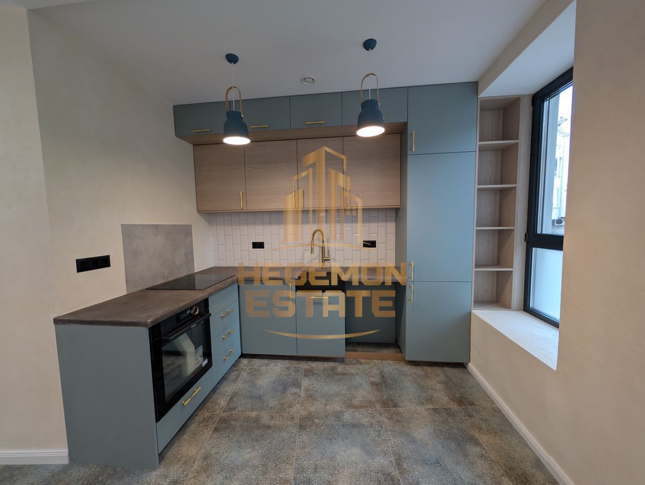 Продава КЪЩА, гр. Варна, Гръцка махала, снимка 2 - Къщи - 53778636