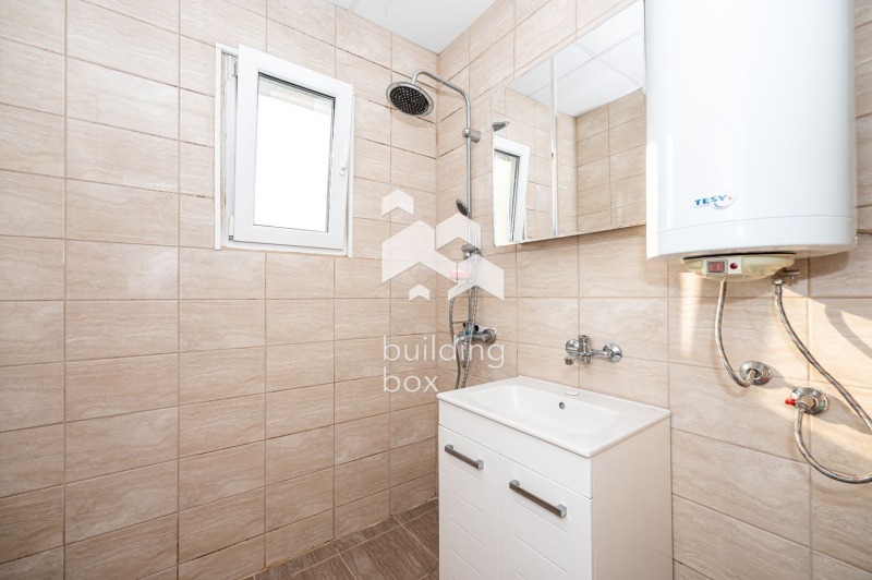 En venta  2 dormitorios Plovdiv , Komatevo , 80 metros cuadrados | 74723065 - imagen [12]