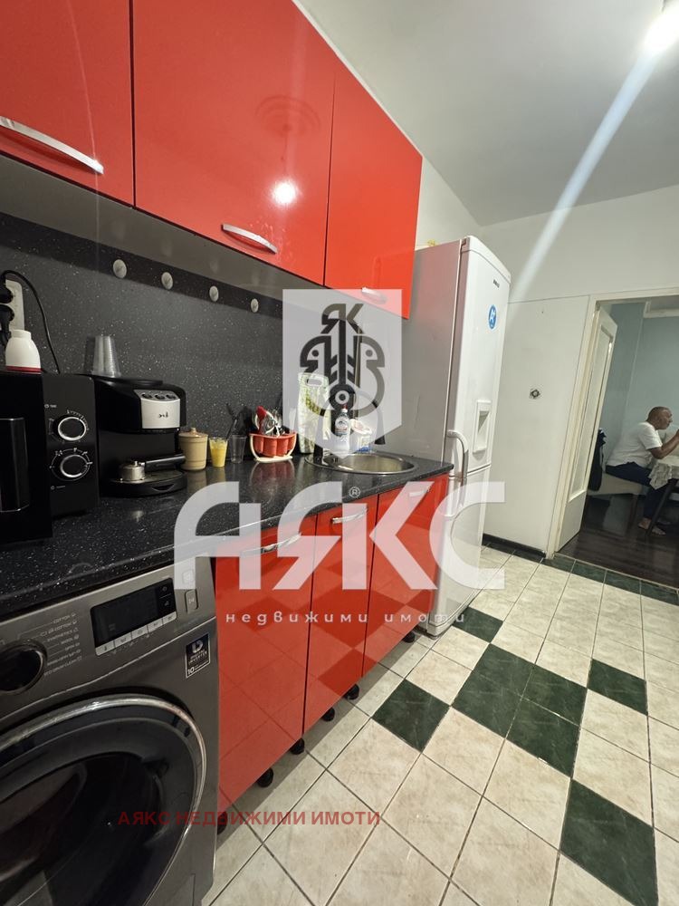 Продава 3-СТАЕН, гр. София, Люлин 5, снимка 3 - Апартаменти - 52409397