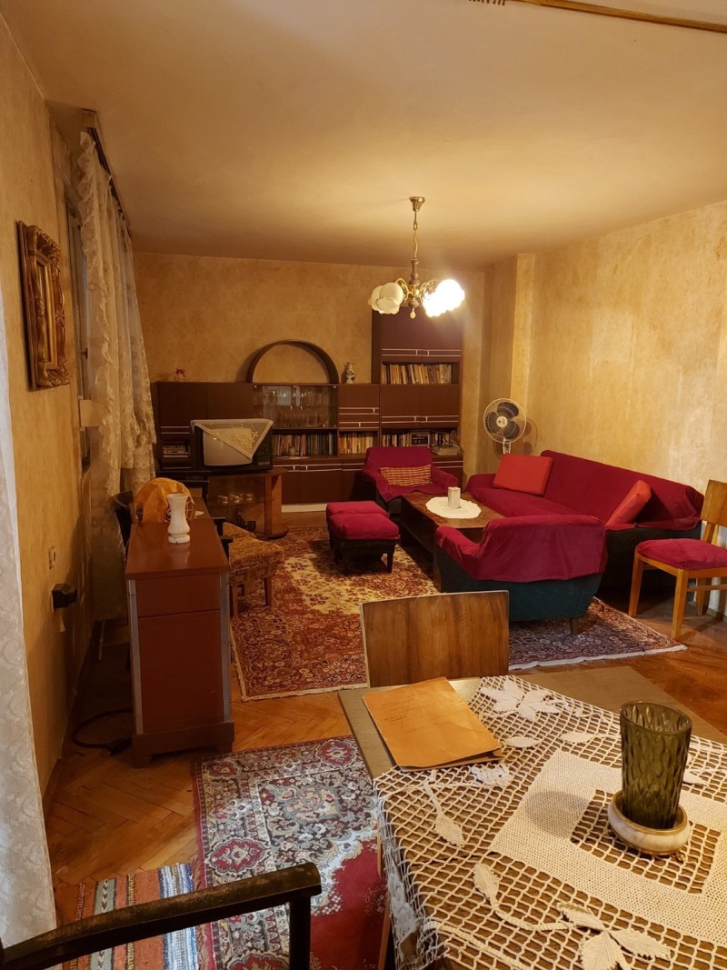 Satılık  3 yatak odası Ruse , Centar , 120 metrekare | 35218684