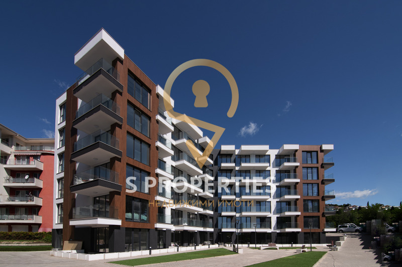 En venta  Oficina Varna , k.k. Sv.Sv. Konstantin i Elena , 87 metros cuadrados | 96789398