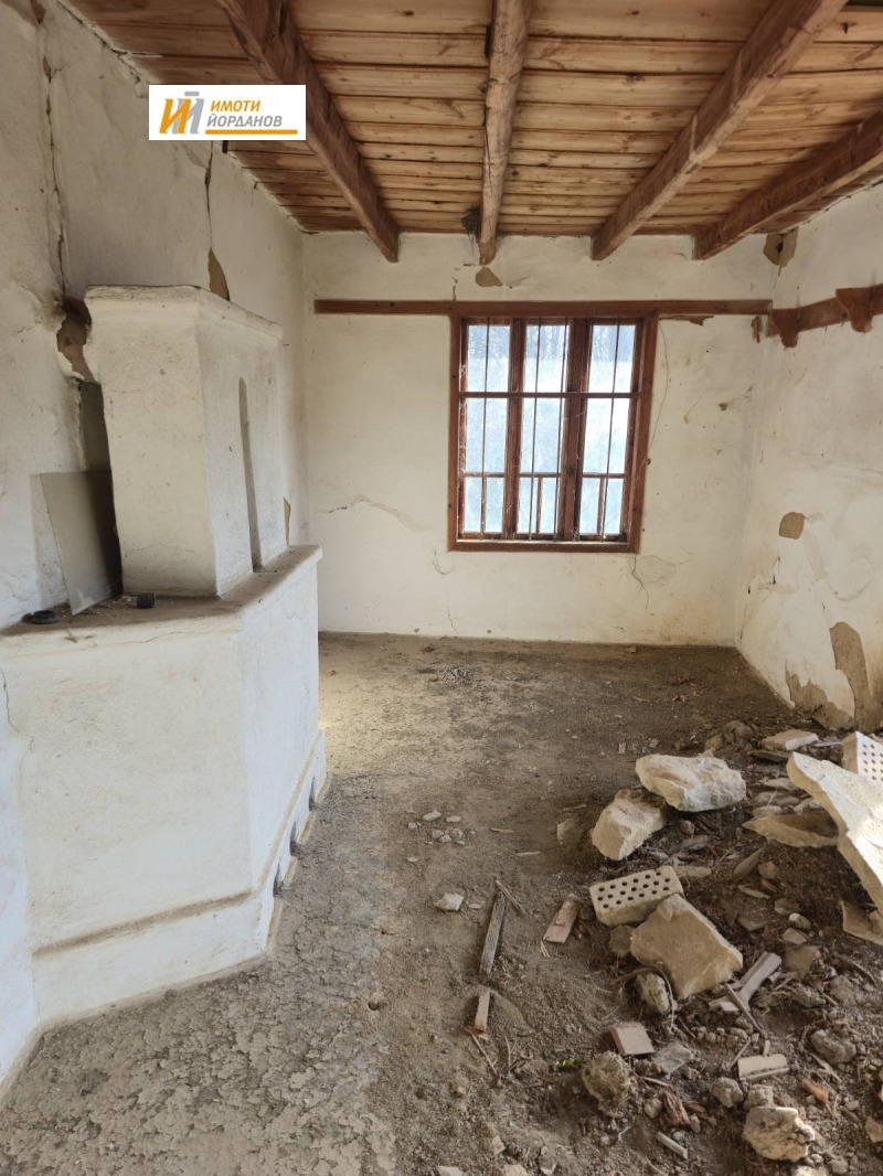 Продава КЪЩА, с. Обединение, област Велико Търново, снимка 13 - Къщи - 52732786