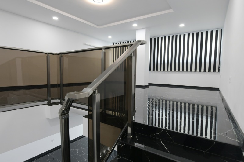 Продава  Магазин област Стара Загора , гр. Казанлък , 90 кв.м | 60921103 - изображение [12]