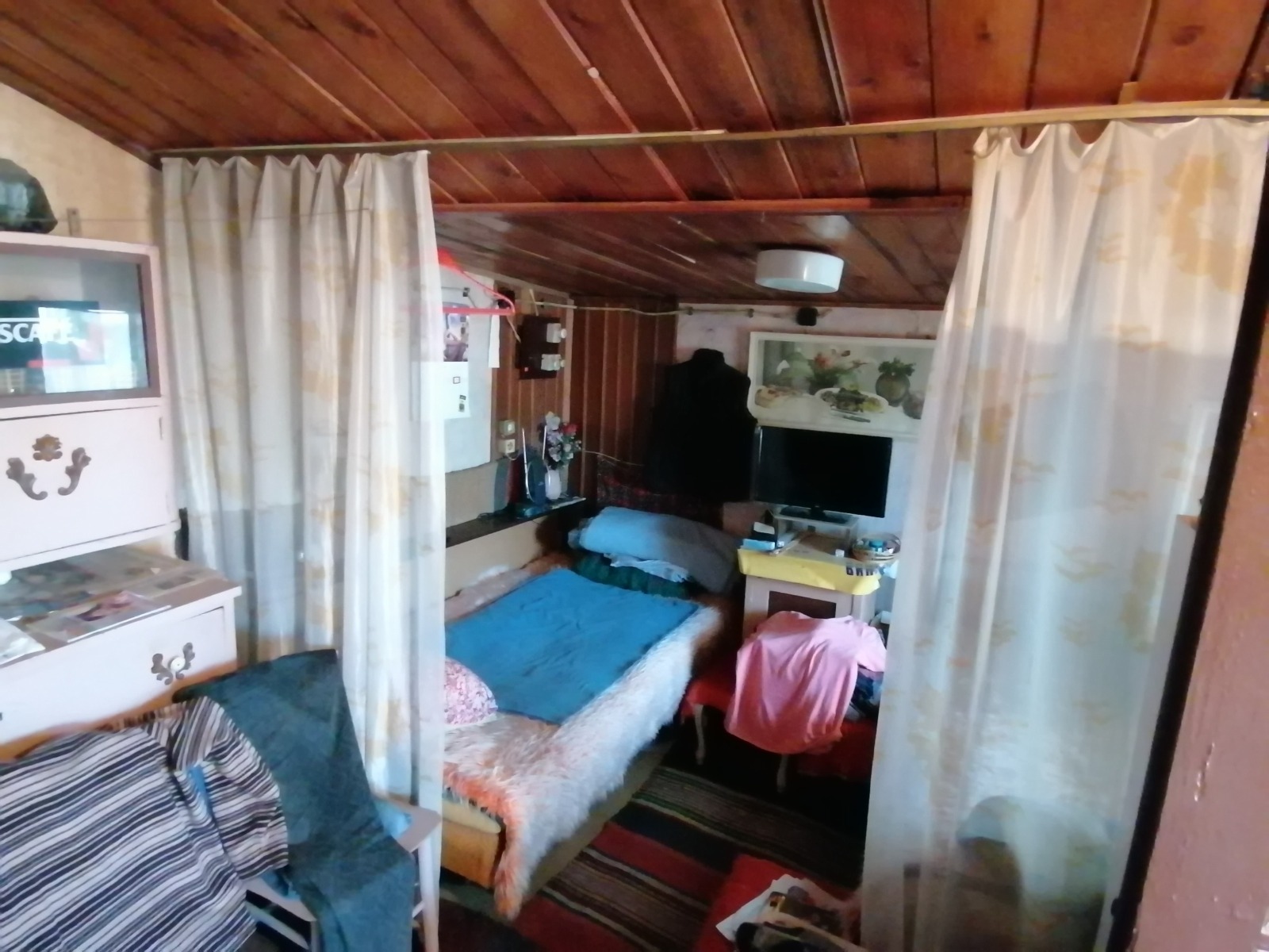 Продава КЪЩА, гр. Шумен, м-т Под Манастира, снимка 2 - Къщи - 52306302