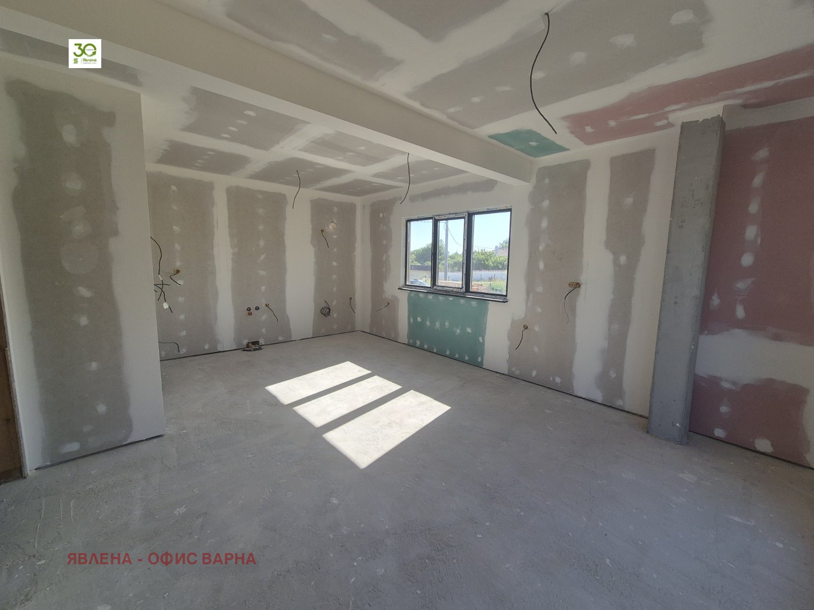 Продава КЪЩА, с. Яребична, област Варна