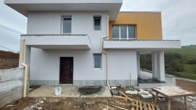 House Cherni vrah, region Burgas 1