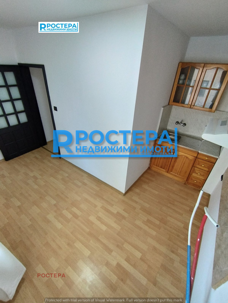 Продава 2-СТАЕН, гр. Търговище, Вароша, снимка 4 - Апартаменти - 52425758
