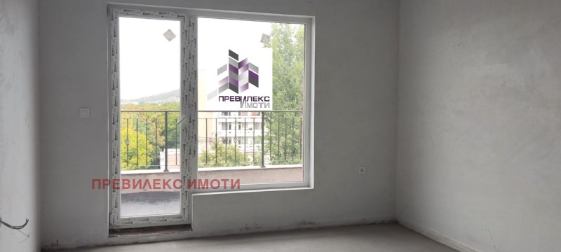 Продава 3-СТАЕН, гр. Пловдив, Коматевски възел, снимка 2 - Aпартаменти - 49522387