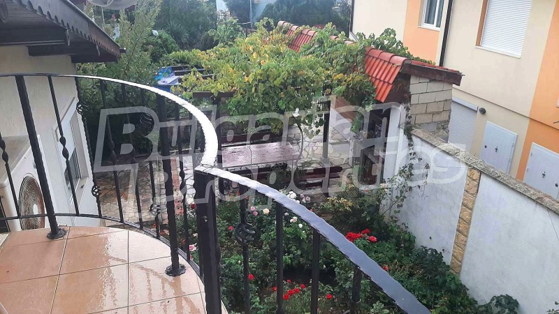 For Sale  House Varna , Vazrazhdane 3 , 220 sq.m | 84740173 - image [3]