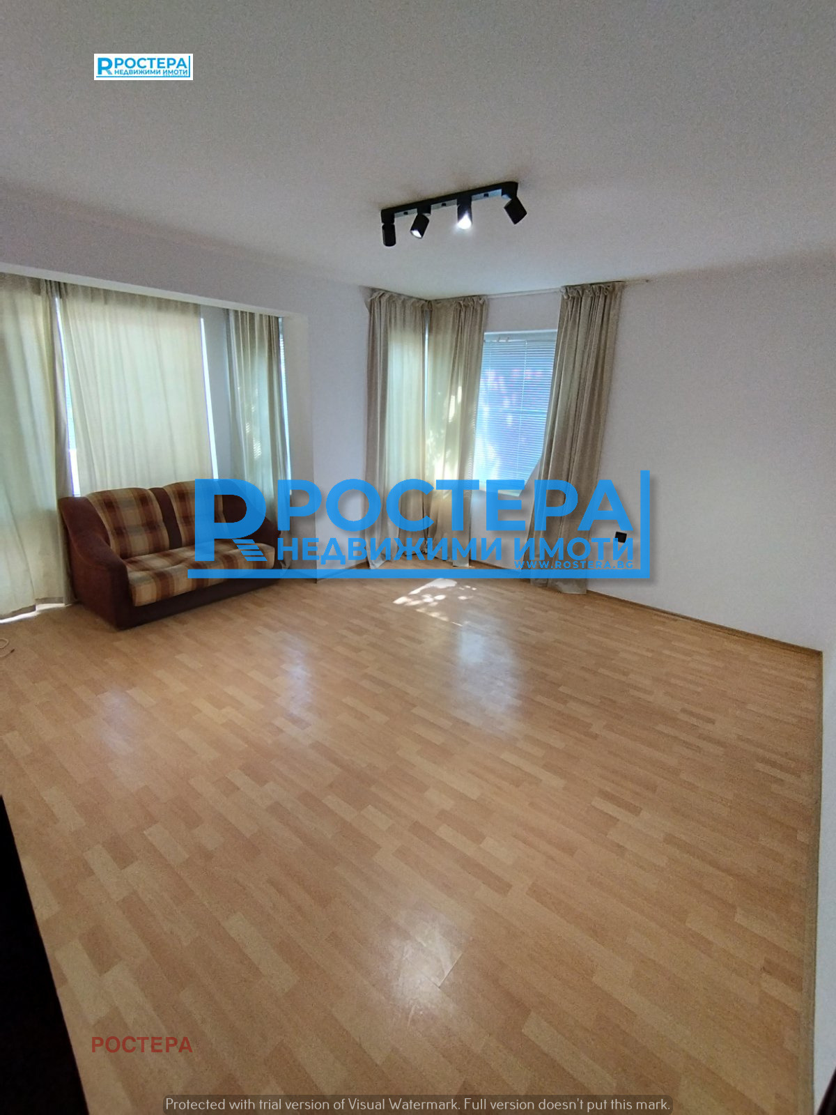 Продава 2-СТАЕН, гр. Търговище, Вароша, снимка 2 - Апартаменти - 52425758