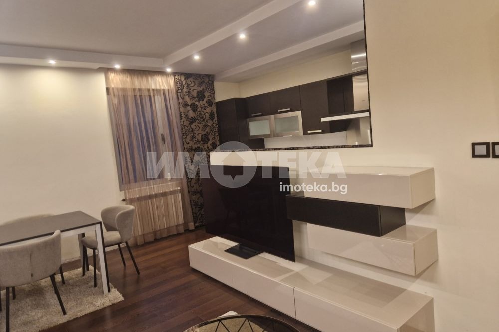 Продава 3-СТАЕН, гр. София, Лозенец, снимка 2 - Апартаменти - 53993630