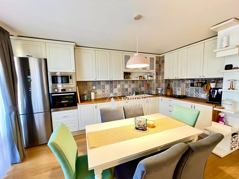 Продава  4-стаен град Стара Загора , Център , 139 кв.м | 83476093 - изображение [6]