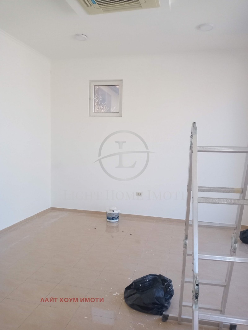 Myytävänä  Myymälä Plovdiv , Ostromila , 31 neliömetriä | 72012237 - kuva [4]