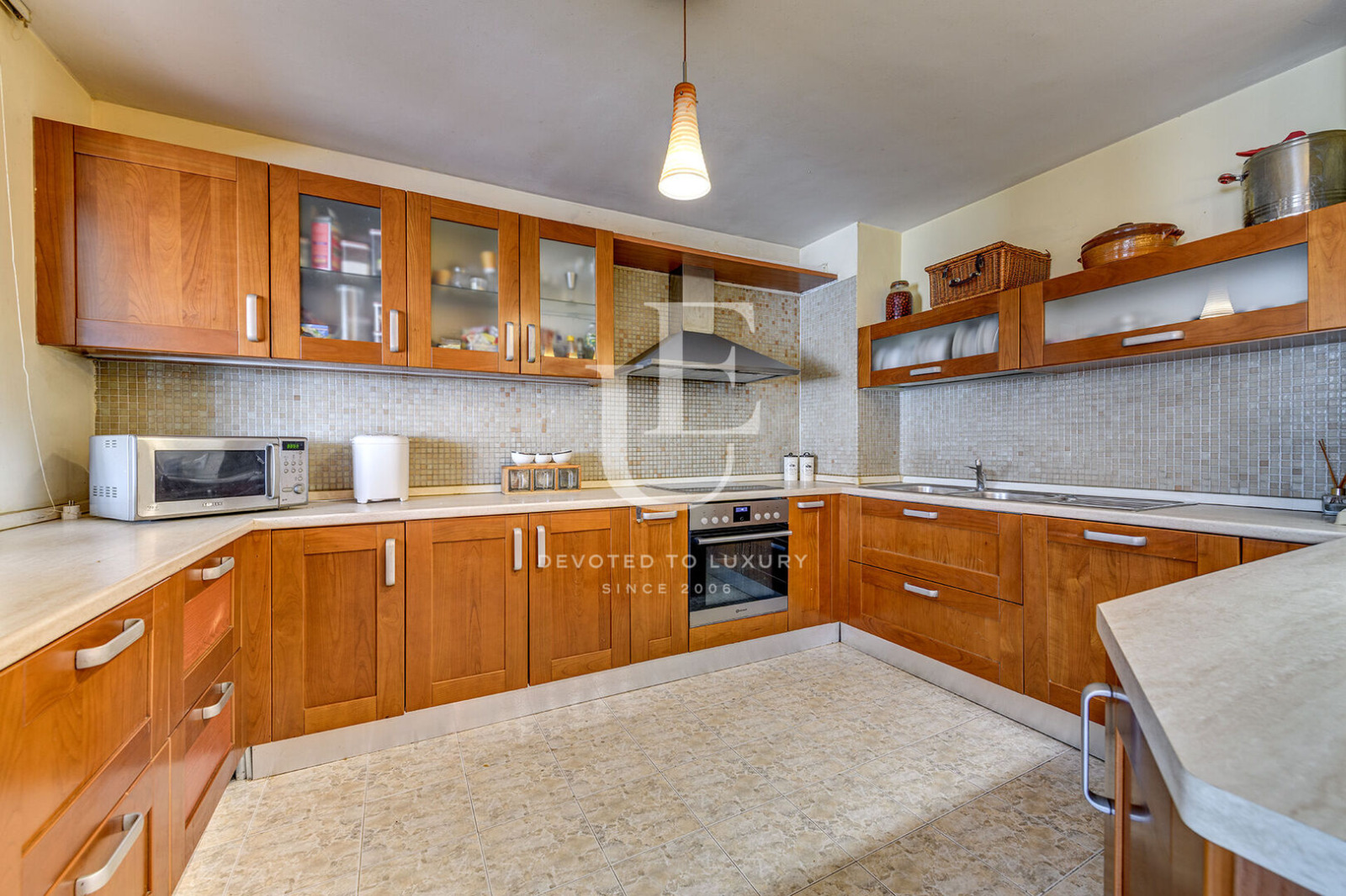Продава МЕЗОНЕТ, гр. София, Лозенец, снимка 2 - Апартаменти - 54731612